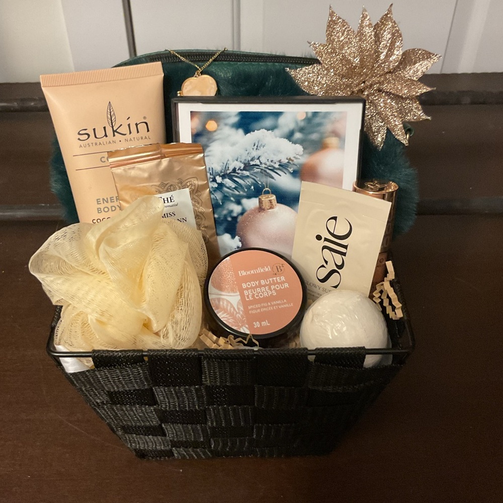 Christmas Gift Basket